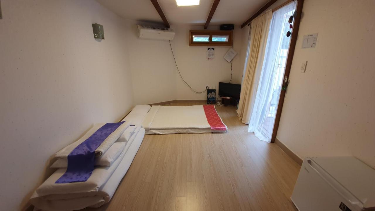 Greem Guesthouse Чонджу Экстерьер фото